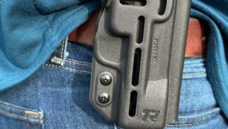 Inside the waistband holsters vs. Outside the waistband holsters - Rounded by Concealment Express